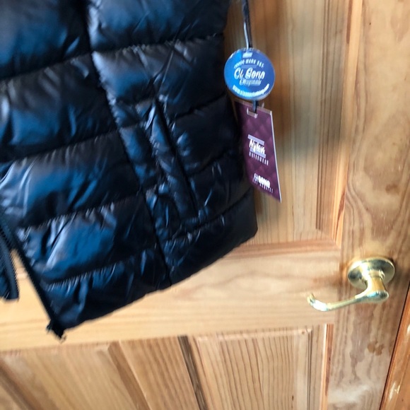 Mens vest - Picture 5 of 12